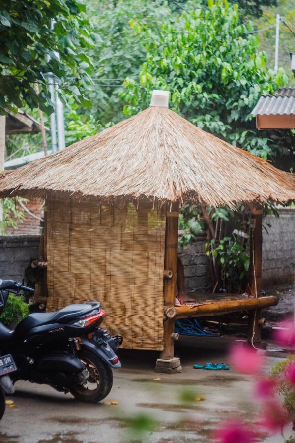 Roby Homestay Kuta  Bagian luar foto